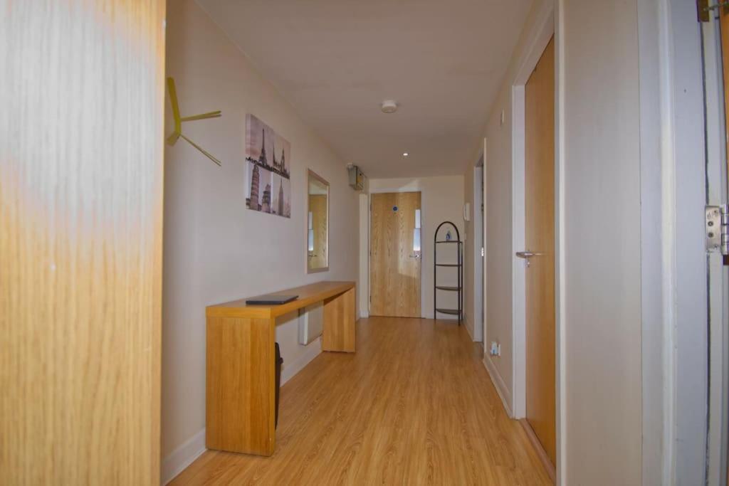 Alluring 2 Bedroom Leeds City Centre Apartment- Self Check-In,Balconied Apartment Exterior foto